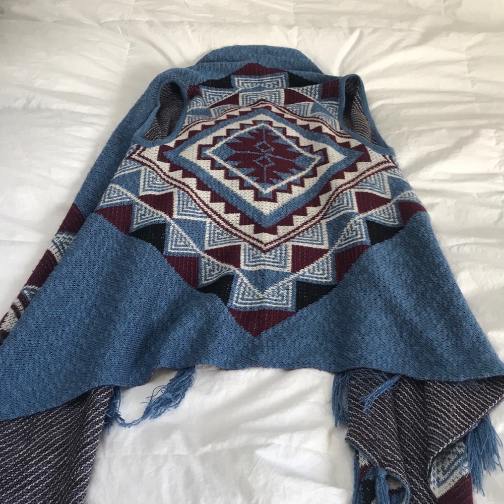 Sweater - Picture 3 of 3